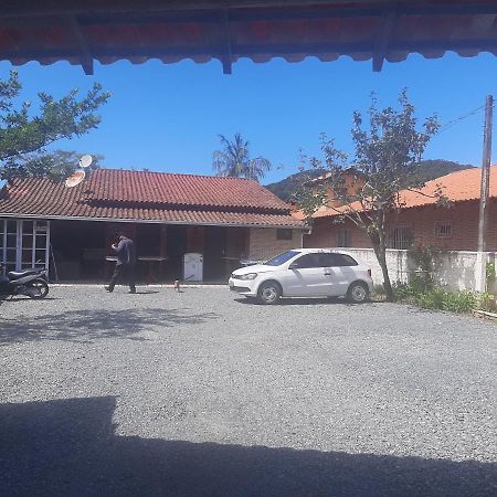 Hospedagem Da Clo Apartamento Penha  Exterior foto